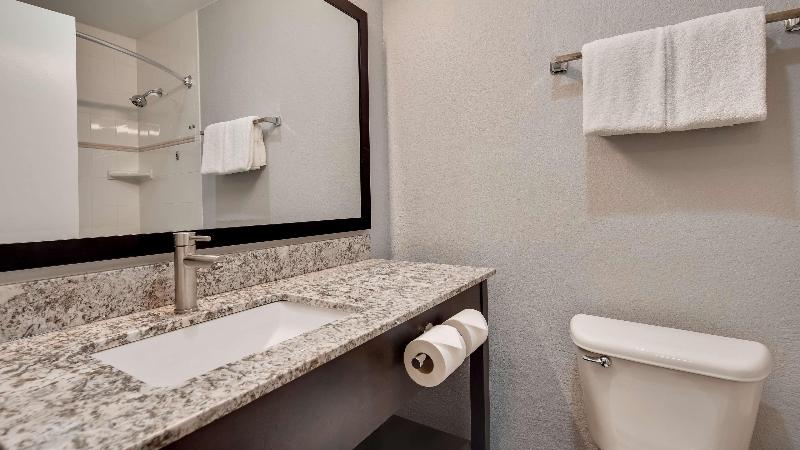 Richland Riverfront Hotel, Ascend Hotel Collection
