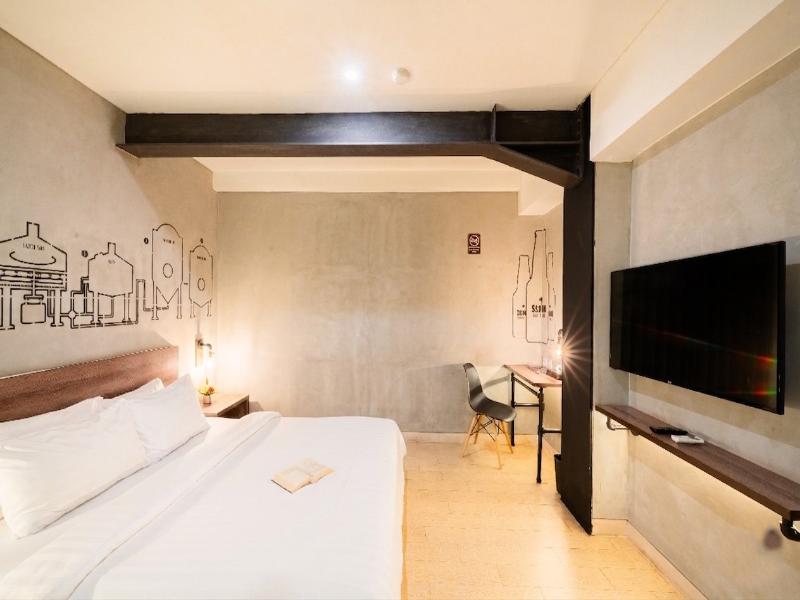 Stark Boutique Hotel and Spa image