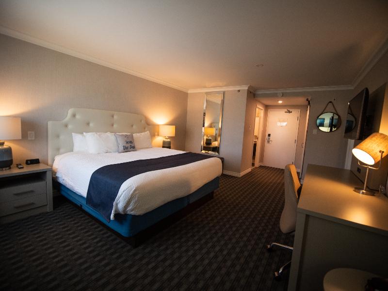 Oak Island Resort & Conference Centre image