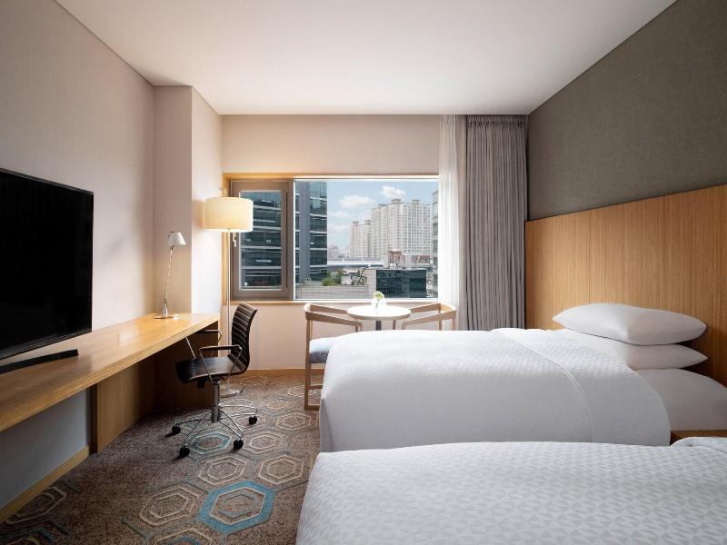 Four Points by Sheraton Seoul, Guro image
