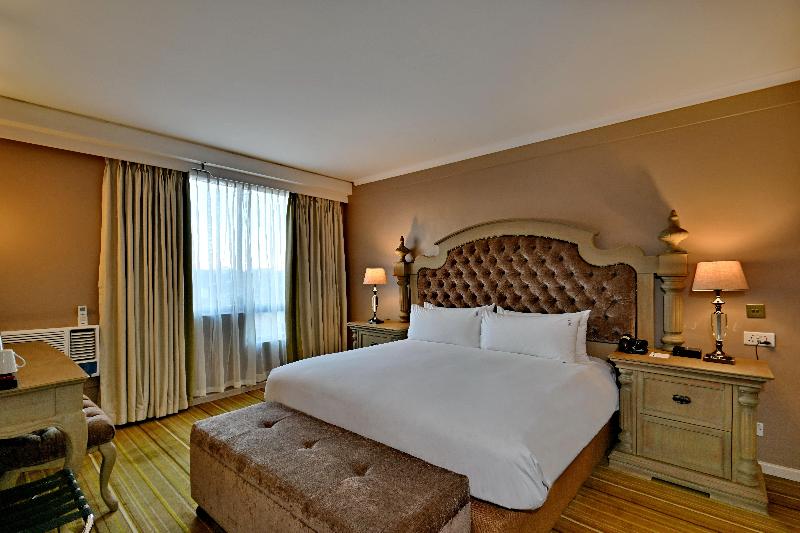 Holiday Inn Harare image