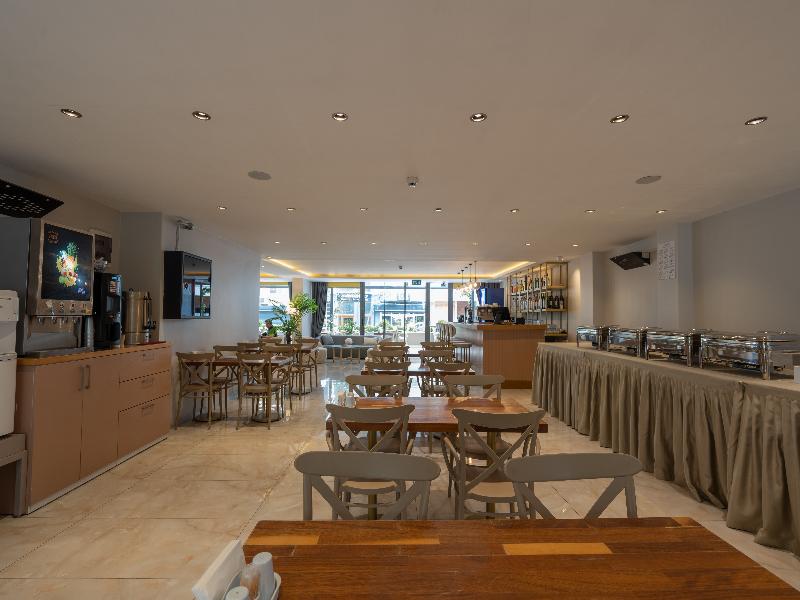 Fifty5 Suite Hotel image