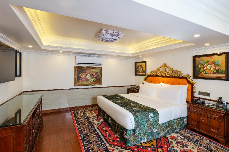 Mayfair Spa Resort & Casino Gangtok image