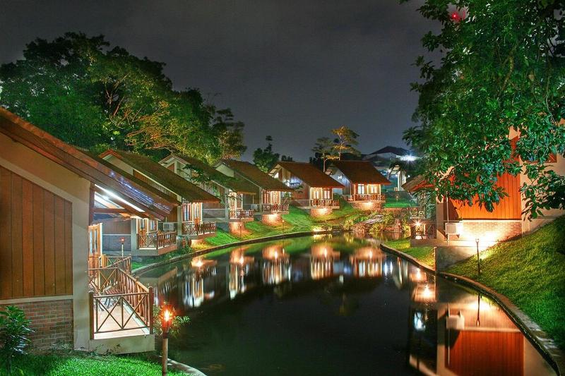 Ahadiat Hotel & Bungalow by ZUZU