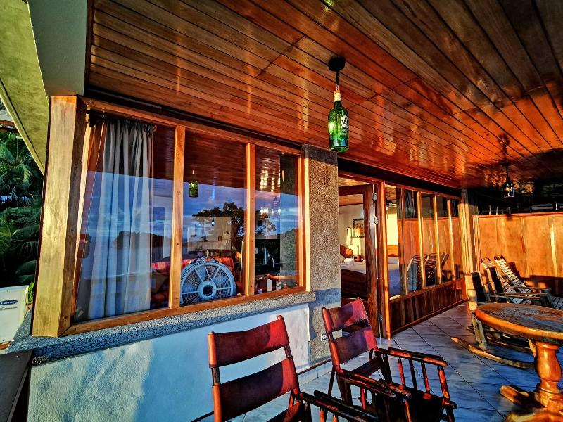 Costa Verde image