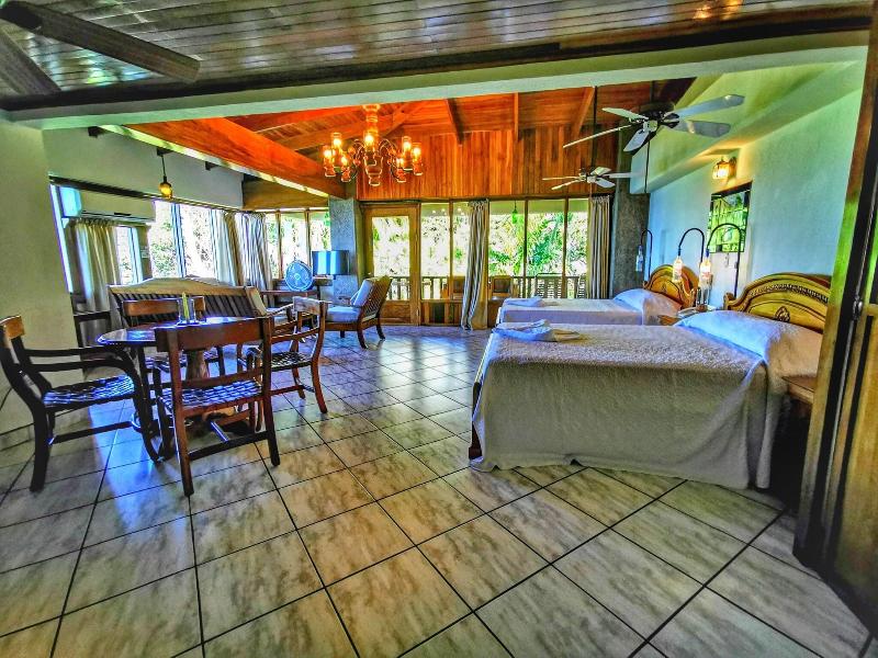 Costa Verde image