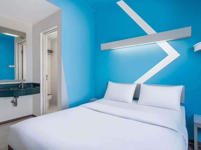 ibis budget Jakarta Menteng image