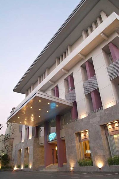 Grand Serela Riau Hotel