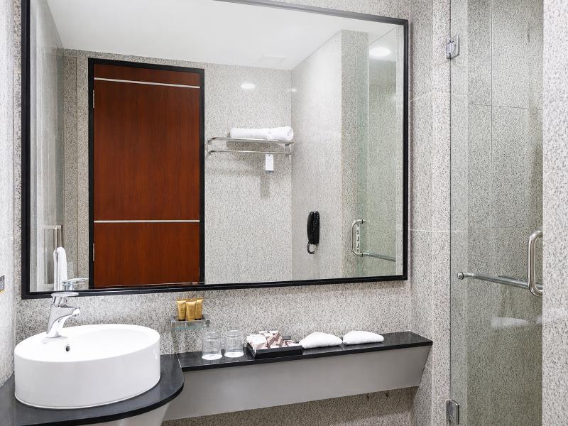 Manhattan Hotel Jakarta image