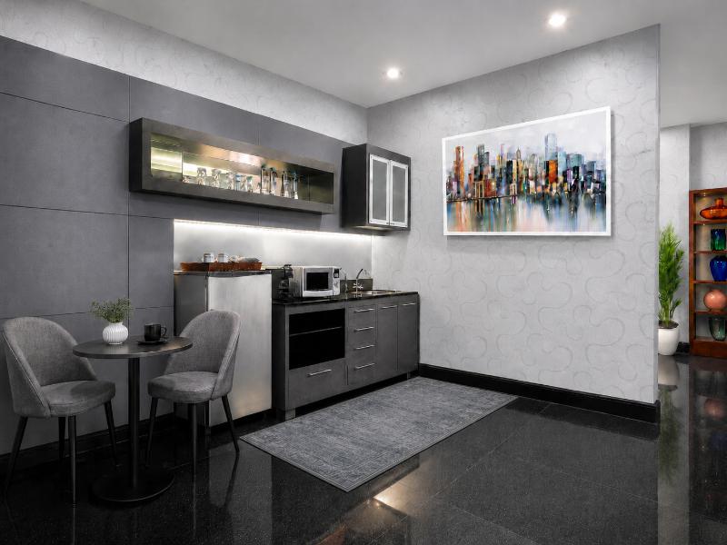 Manhattan Hotel Jakarta image