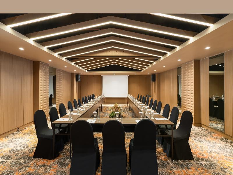 Mercure Surabaya Grand Mirama image