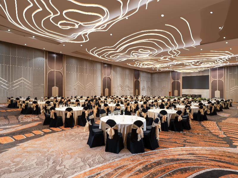 Mercure Surabaya Grand Mirama image