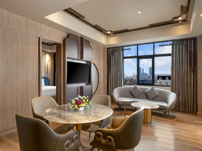 Mercure Surabaya Grand Mirama image