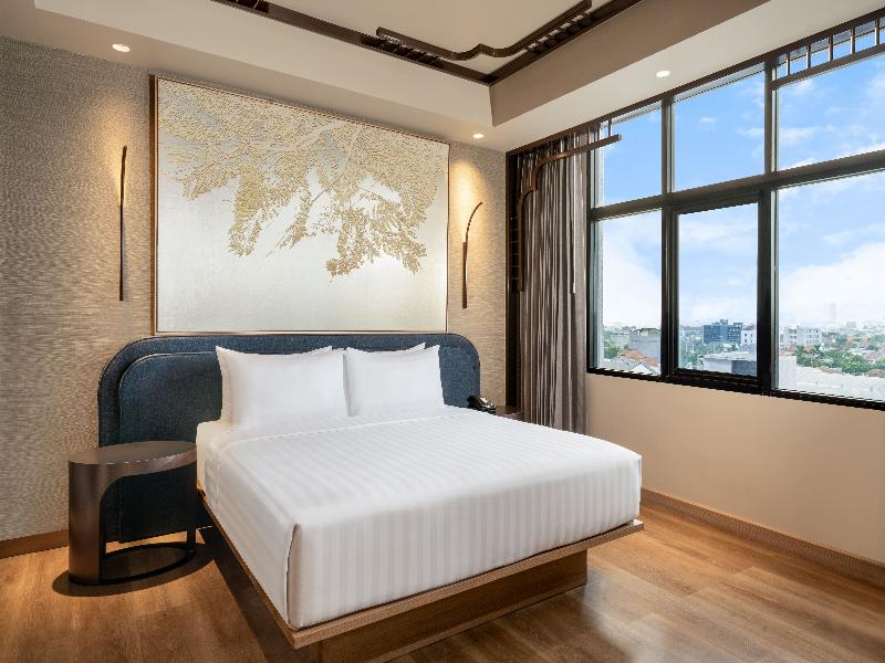Mercure Surabaya Grand Mirama image