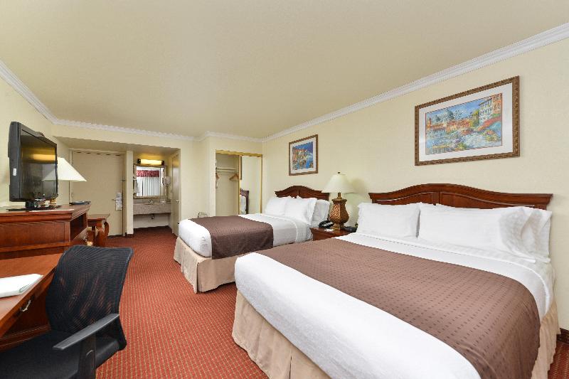 Hotel Holiday Inn Rancho Cordova