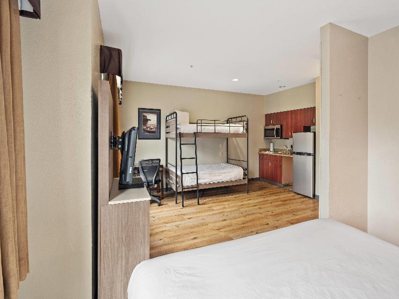 Hawthorn Suites By Wyndham Rancho Cordova/Folsom image