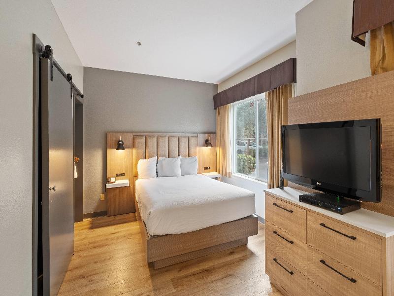 Hawthorn Suites By Wyndham Rancho Cordova/Folsom image