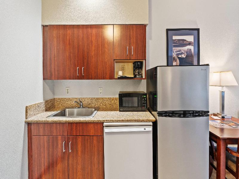Hawthorn Suites By Wyndham Rancho Cordova/Folsom image