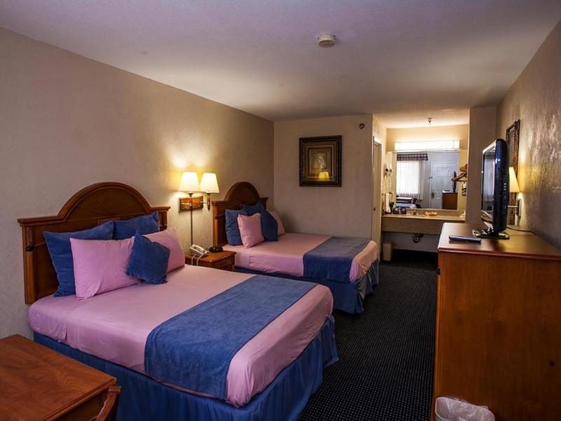 Downtowner Inn and Suites - Houston image