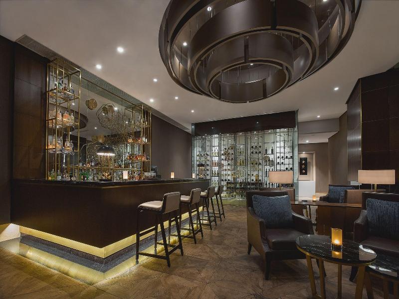 The Ritz-Carlton Jakarta, Pacific Place image