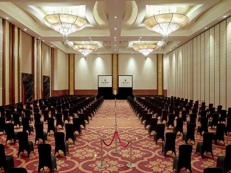 The Ritz-Carlton Jakarta, Pacific Place image