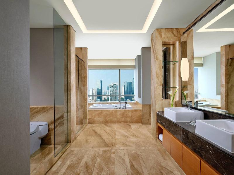 The Ritz-Carlton Jakarta, Pacific Place image