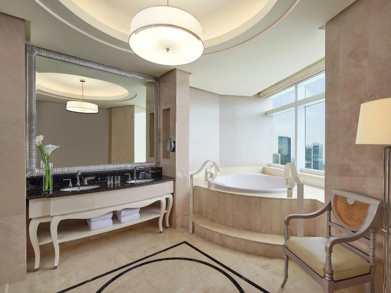 The Ritz-Carlton Jakarta, Pacific Place image