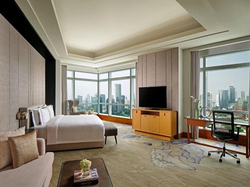 The Ritz-Carlton Jakarta, Pacific Place image