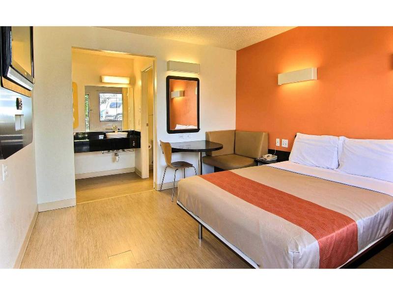 Motel 6 Austin, Tx – North Central image