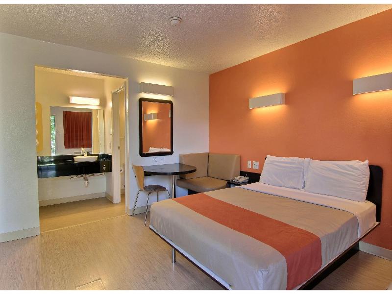 Motel 6 Austin, Tx – North Central image