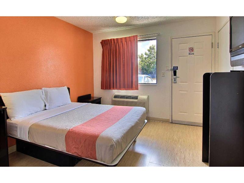 Motel 6 Austin, Tx – North Central image