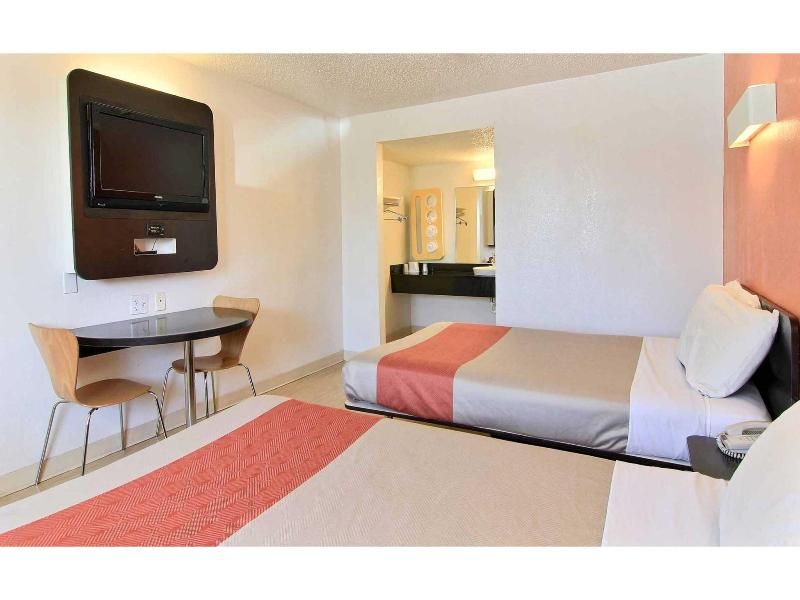 Motel 6 Austin, Tx – North Central image