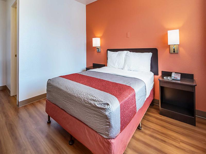 Room PREMIUM QUEEN BED