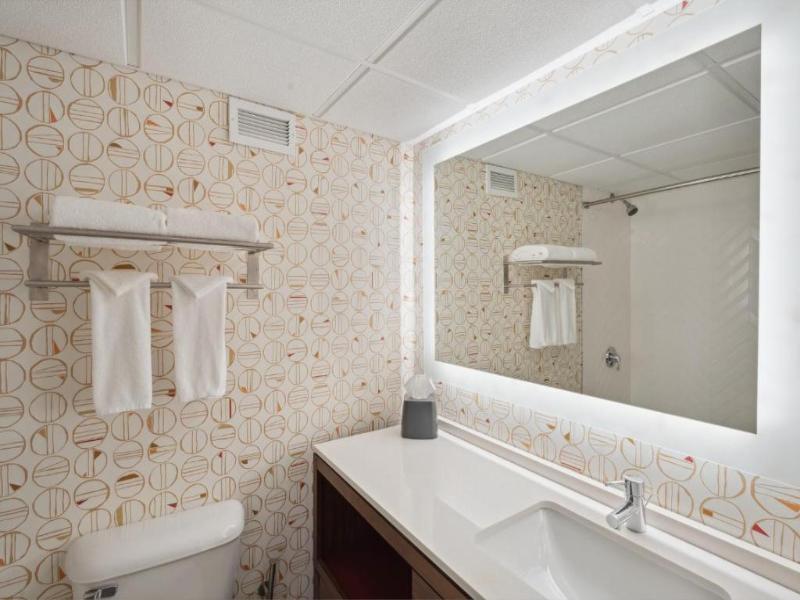Holiday Inn Portsmouth image