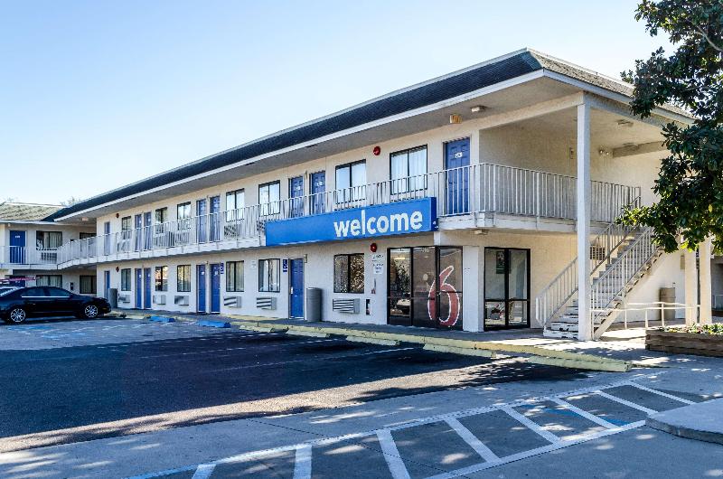  North Charleston Lodge image