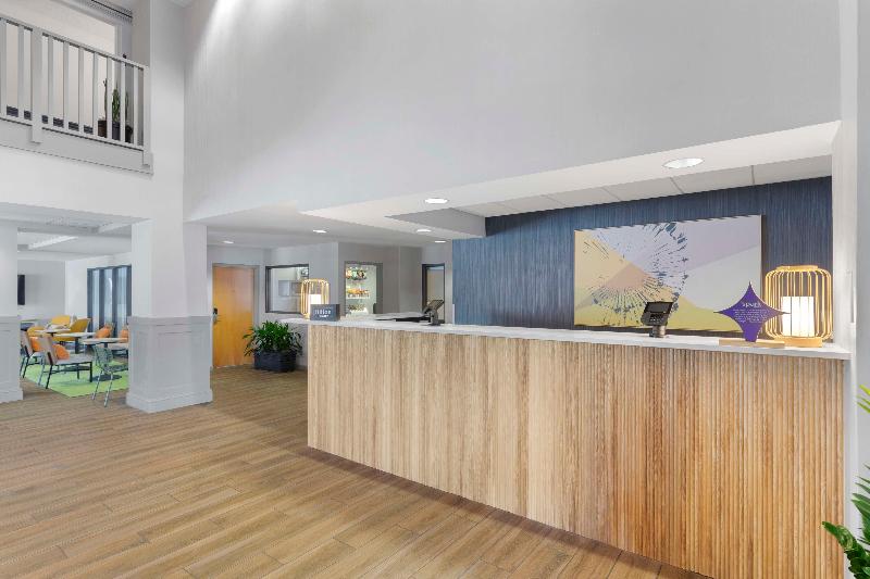 Spark By Hilton Greensboro image