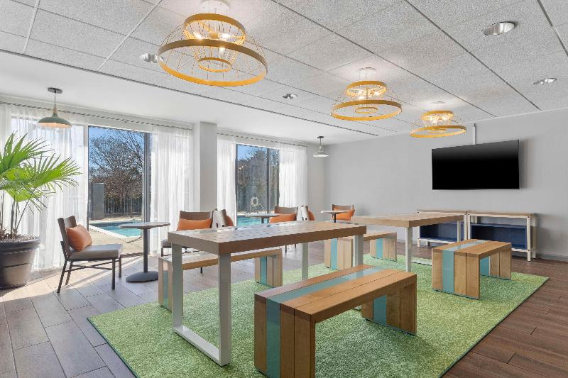 Spark By Hilton Greensboro image