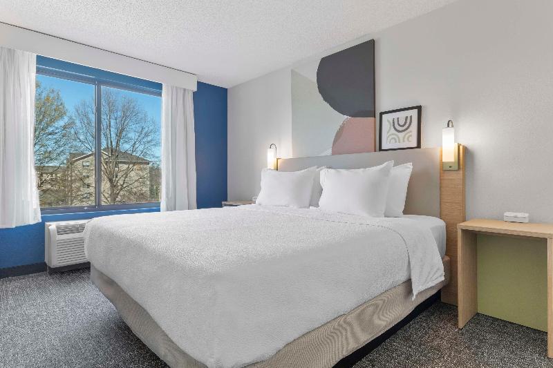 Spark by Hilton Greensboro image