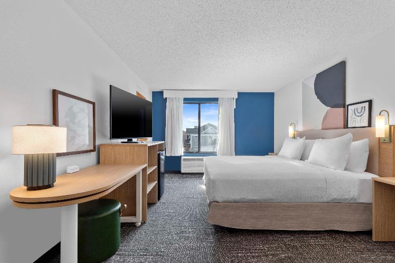 Spark By Hilton Greensboro image
