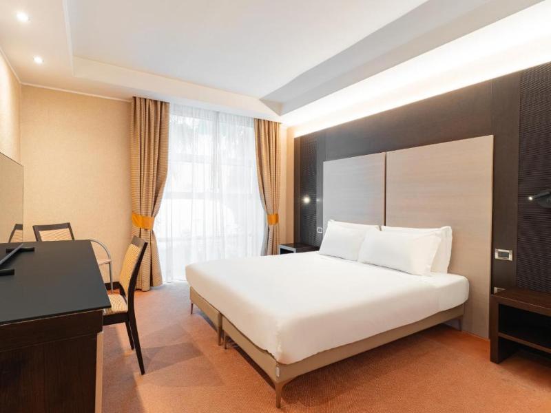 B&B HOTEL Napoli San Mauro image