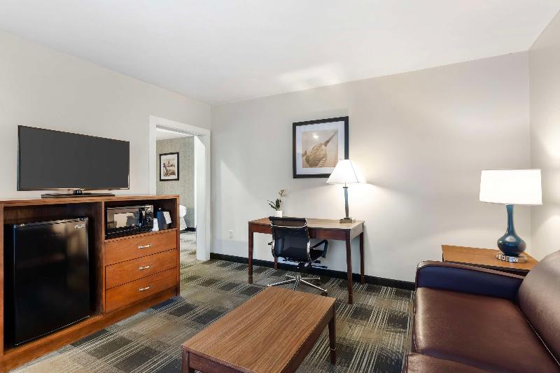Best Western Plus Cold Spring image
