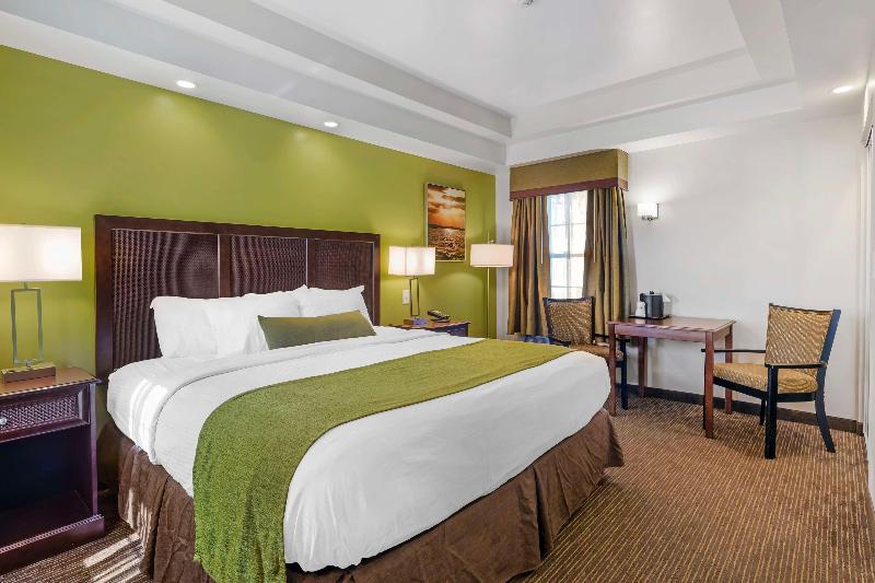 Best Western Plus Cold Spring image