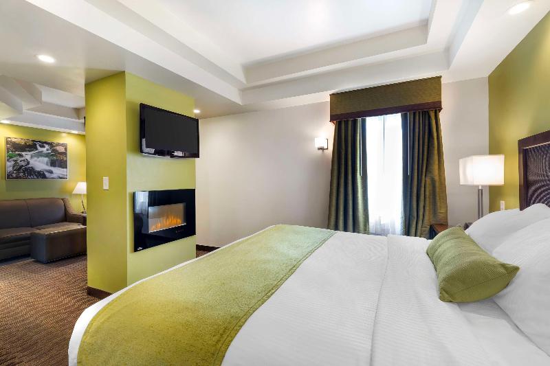 Best Western Plus Cold Spring image