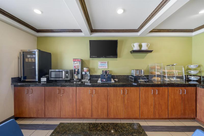 Best Western Antelope Inn & Suites image