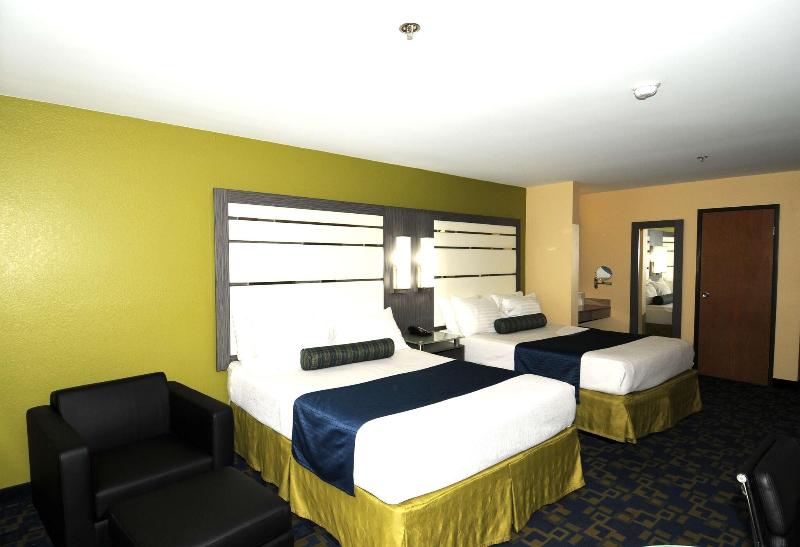 Best Western Antelope Inn & Suites image