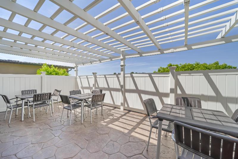Best Western Antelope Inn & Suites image