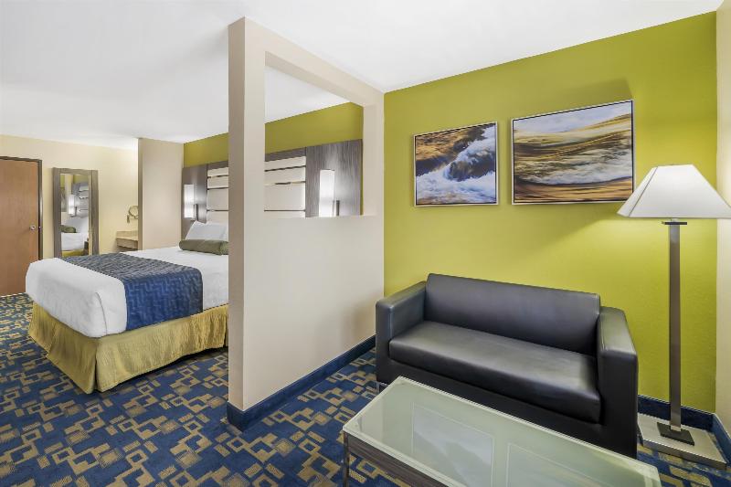 Best Western Antelope Inn & Suites image