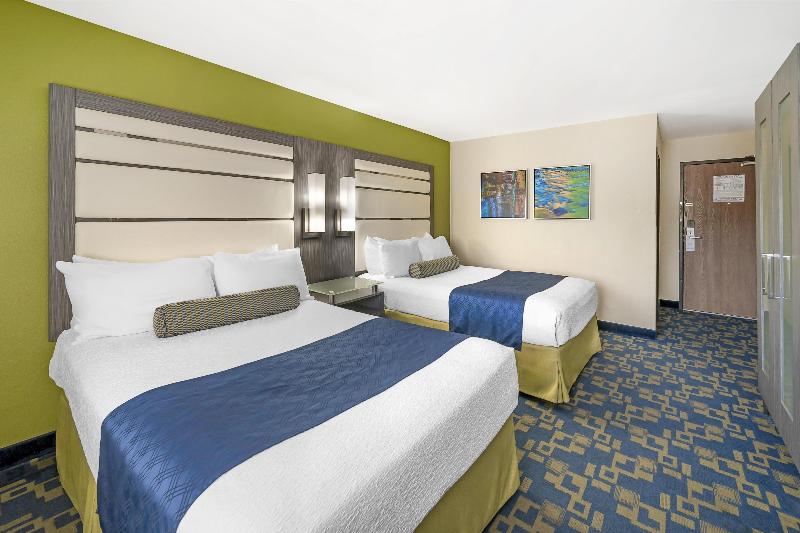 Best Western Antelope Inn & Suites image