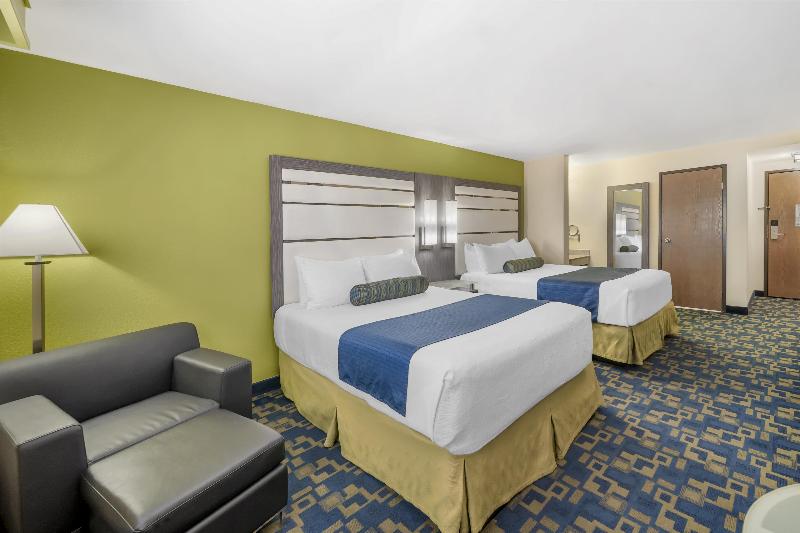 Best Western Antelope Inn & Suites image