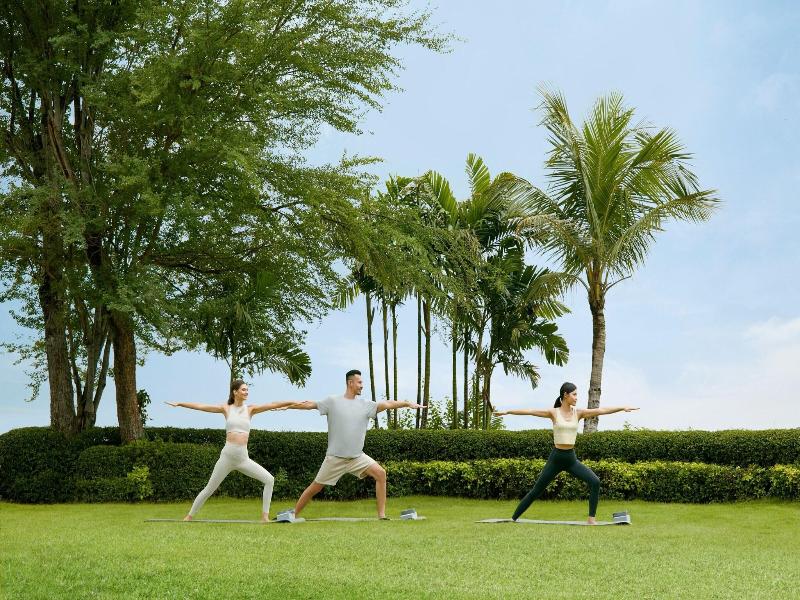 JW Marriott Hotel Surabaya image